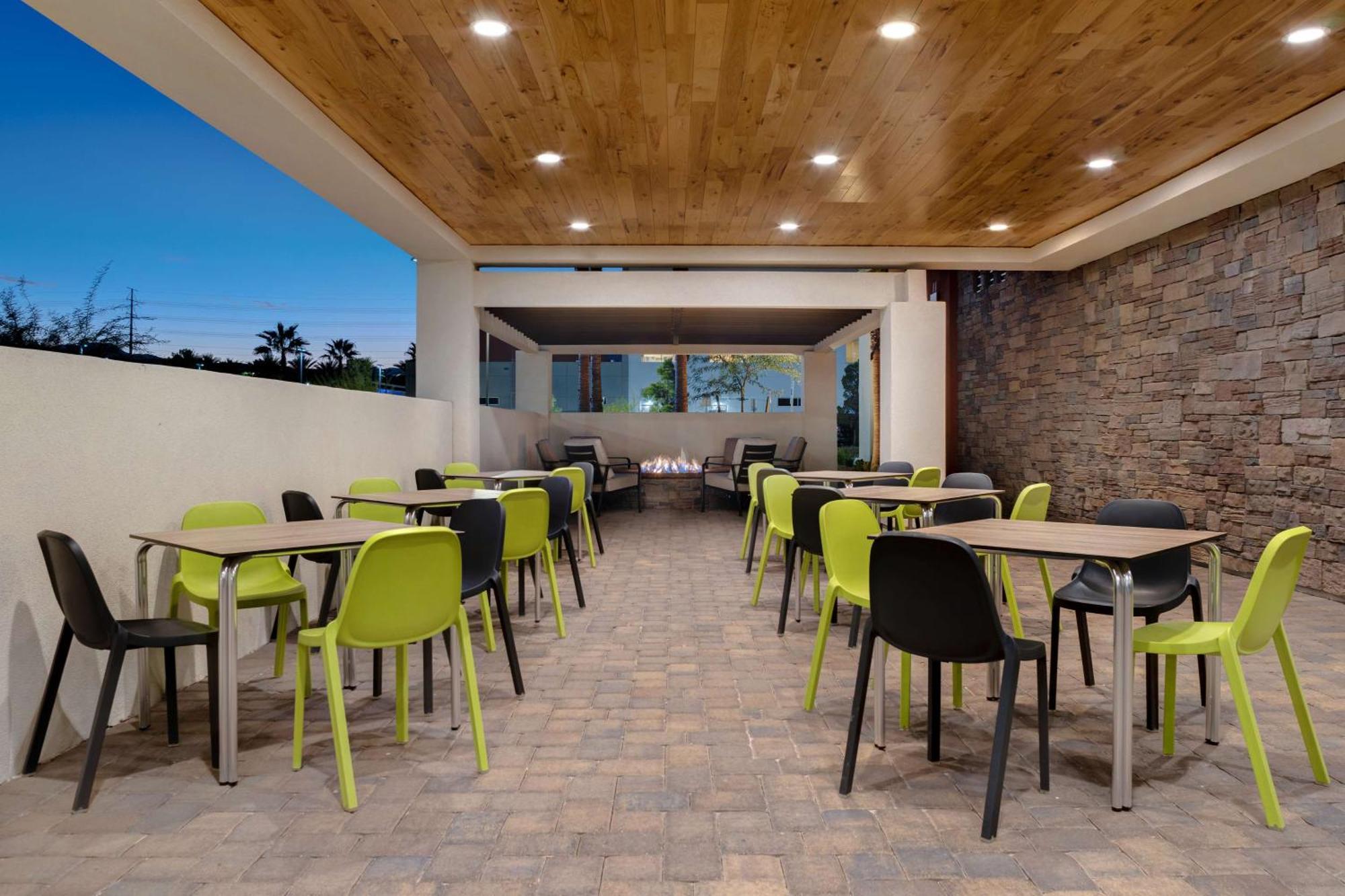 Home2 Suites By Hilton Las Vegas Southwest I-215 Curve Esterno foto